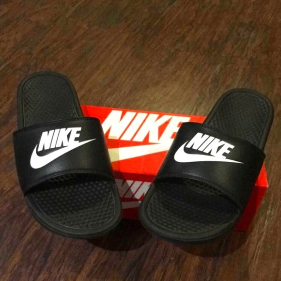 NIKE Other - Nike Men's Slippers